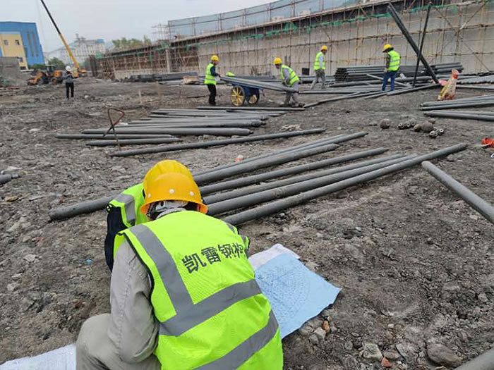 贵港螺栓球网架结构